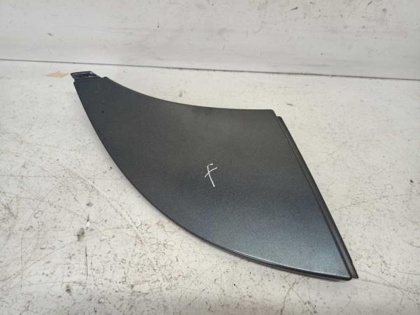 MOULURE PHARE DROIT PEUGEOT/CITROEN/FIAT - Vue 1